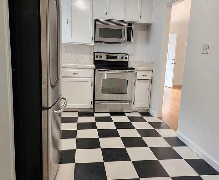 4490 Pomona Ave #A — Photo 8