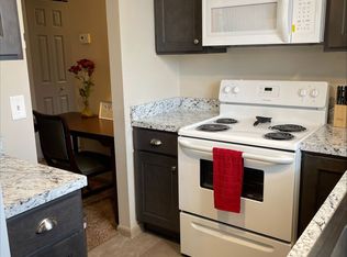 120 Riverside Ct #46C8C3B50, Elyria, OH 44035