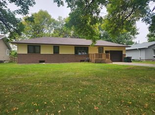 506 S Griffin St, Lakefield, MN 56150