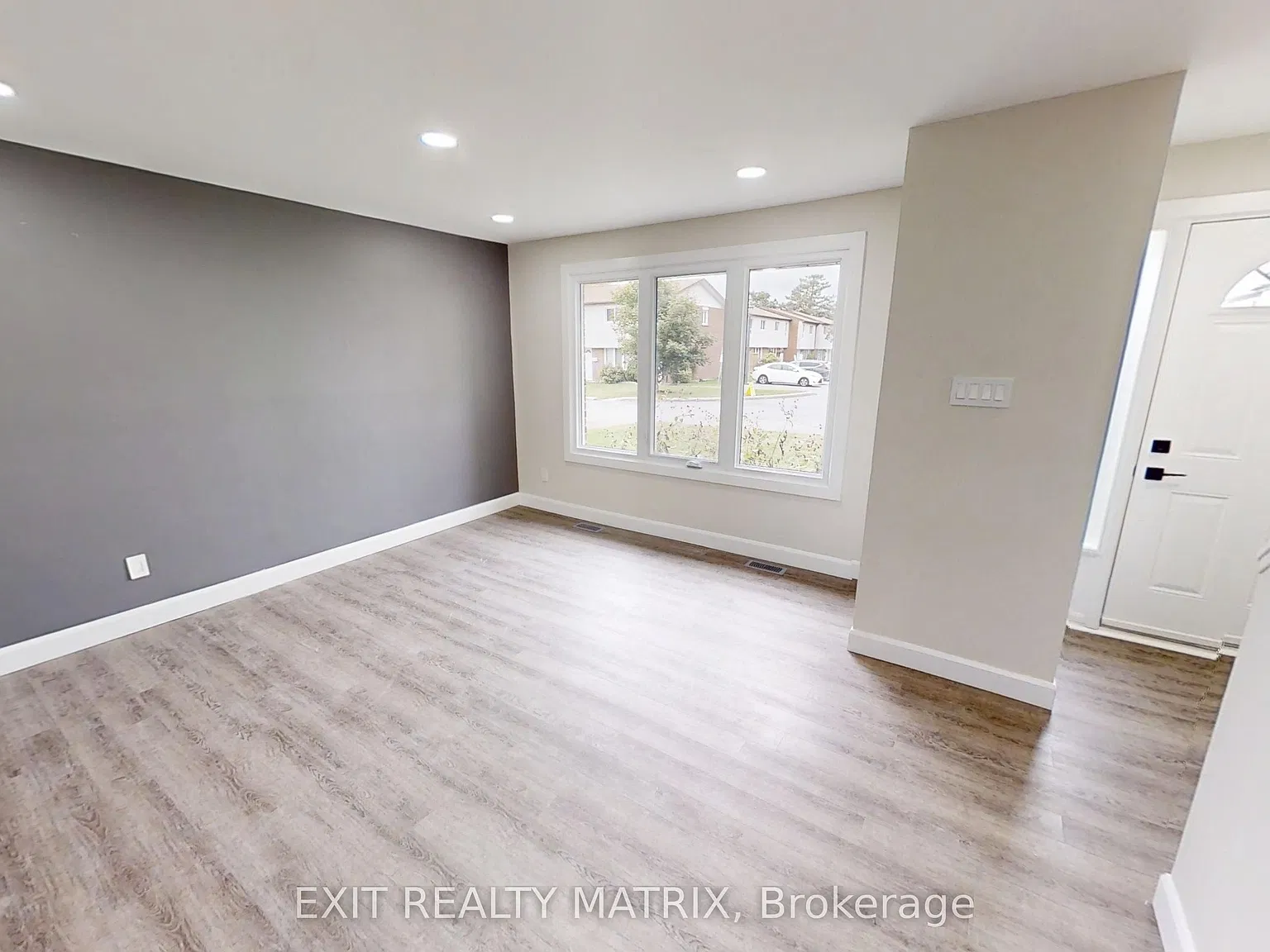 4 bed, $2,550 — Photo 3