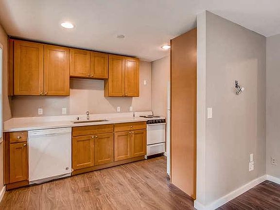 4th image of 15712 1st Ave NE #12B