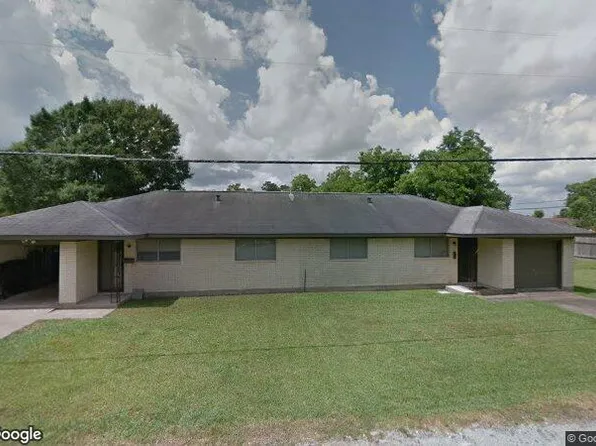 220 S 35th St #220, Nederland, TX 77627