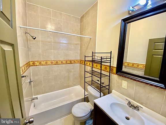 5th image of 443 N 13th St #1C