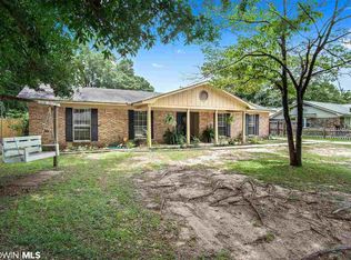 362 Burning Tree Dr, Satsuma, AL 36572