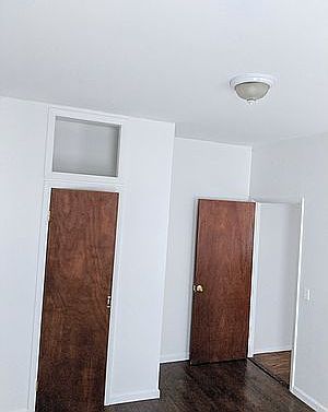 5th image of 728 W 180th St #20