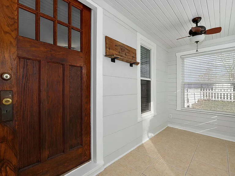 1528 Hidden Valley Rd — Photo 10
