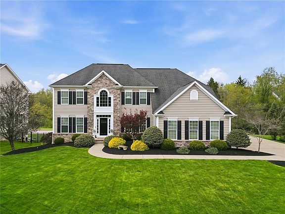 5th image of 117 Trapp Rock Ln