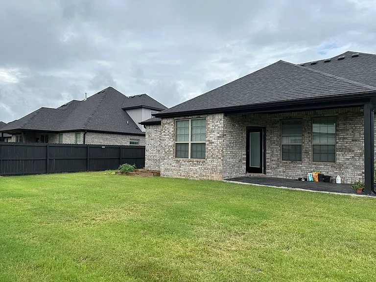 204 Vicks Cir — Photo 18