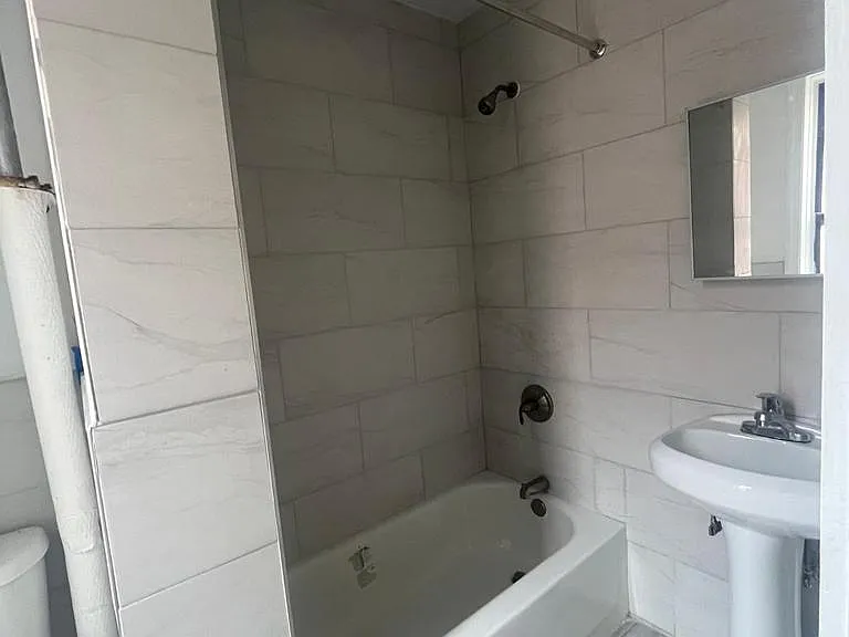 3128 Villa Ave #23 — Photo 7