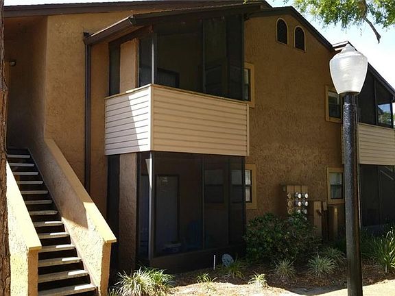 2nd image of 2942 Antique Oaks Cir APT 86