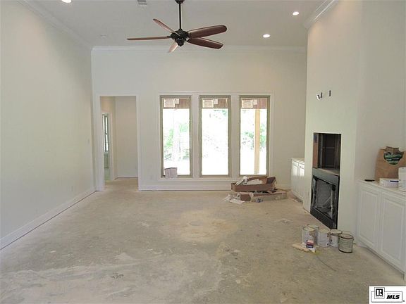 2nd image of 119 Westlakes Dr