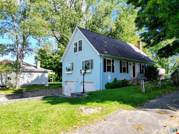 150 East Lake Street, Winchester, CT 06098