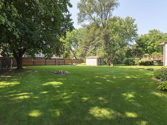 5th image of 1460 Knoll Dr