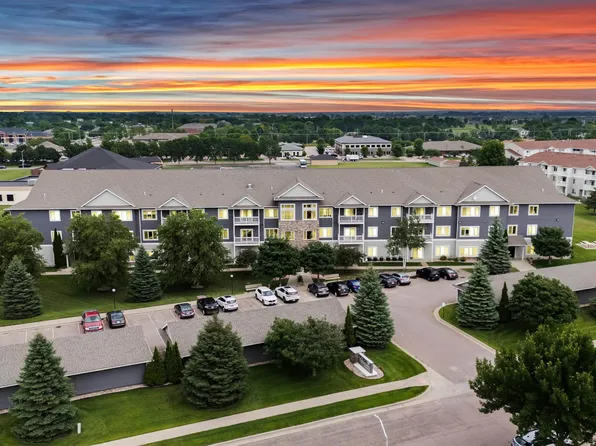 6206 S Avalon Ave, Sioux Falls, SD 57108