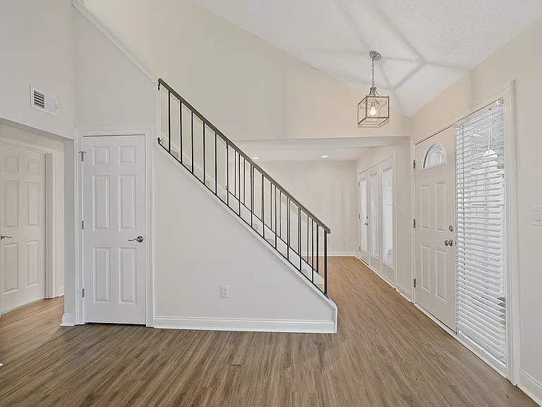 Harpers Point Apartments* — Photo 96