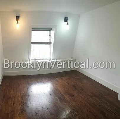 Rented by Brooklyn Vertical Inc. | media 16