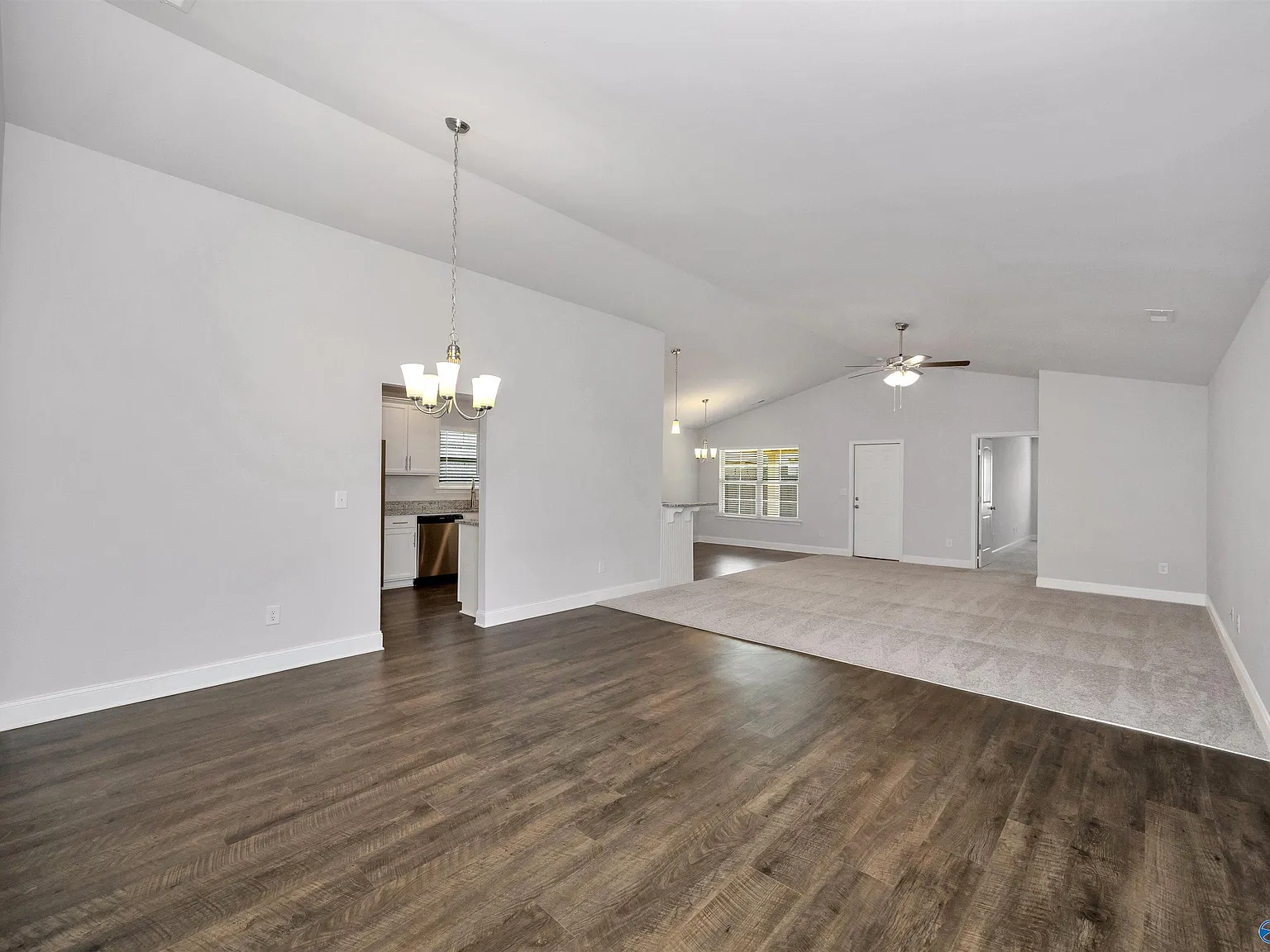 3 bed, 2.0 bath, 1995 sqft, $1,895 — Photo 4