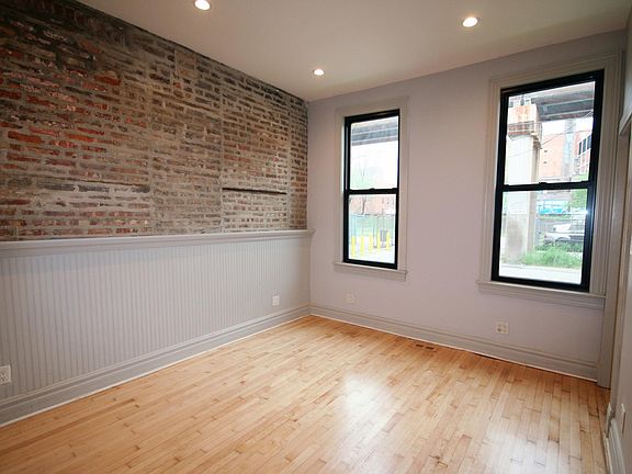 4th image of 2862 W 21st St APT 1R