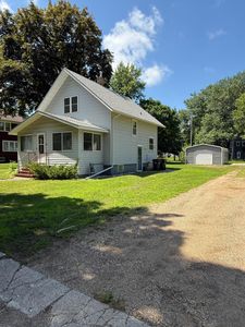 631 7th St, Walnut Grove, MN, 56180