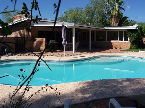 2501 N Indian Ridge Dr, Tucson, AZ 85715