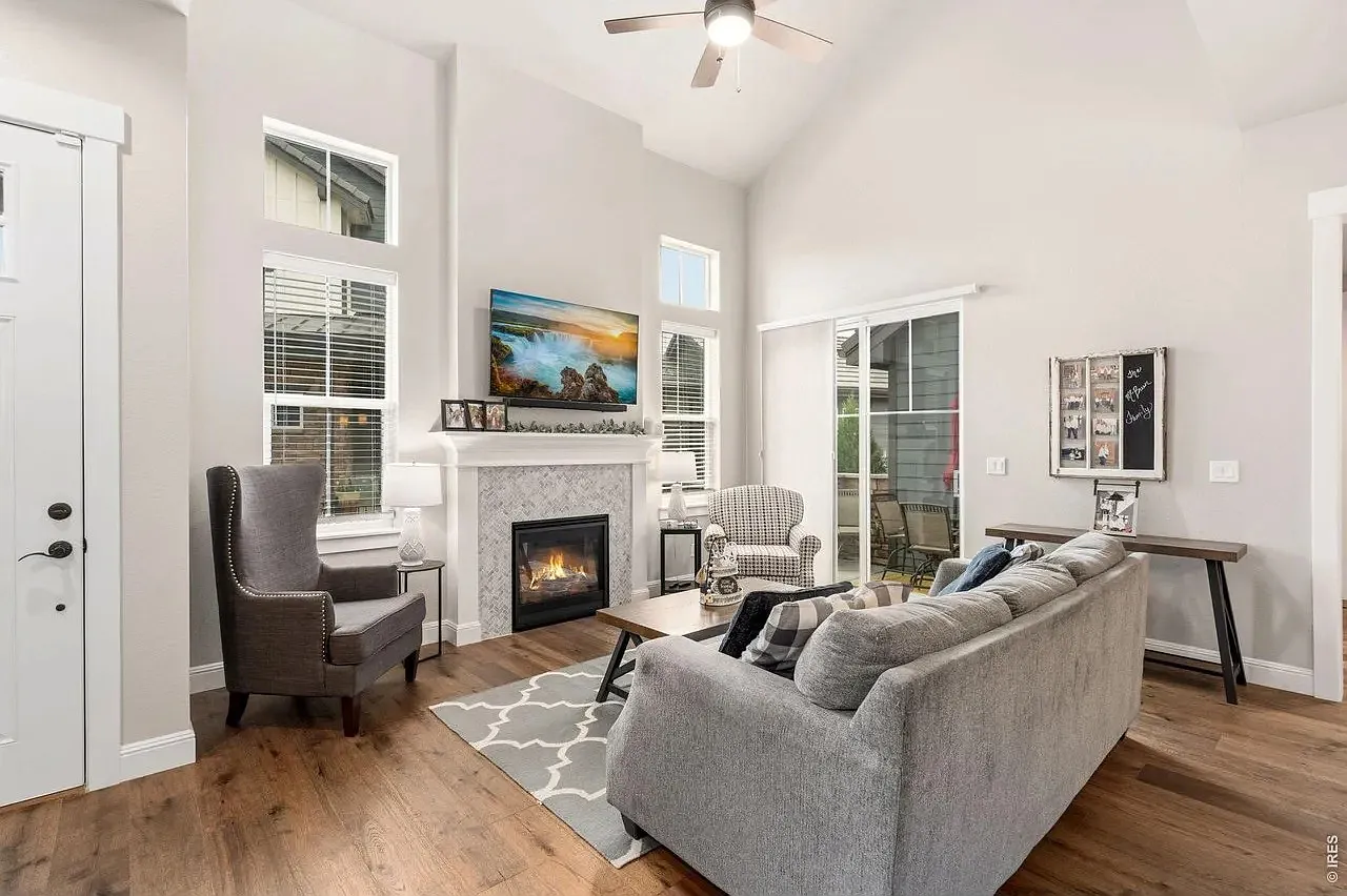 4 bed, 3.5 bath, 3424 sqft, $3,600 — Photo 4
