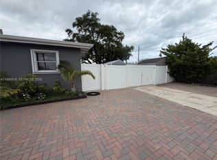 414 SW 2nd Ter #0, Dania, FL 33004