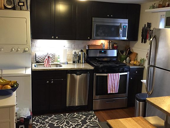 2nd image of 1106 E Moyamensing Ave Floor 2