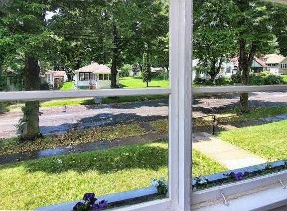 4th image of 3422 Logan Ave N