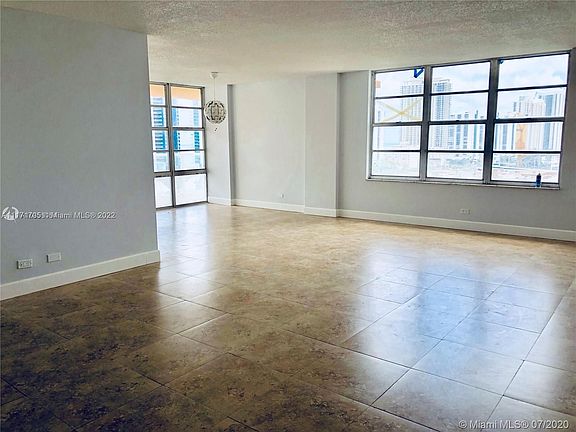 3rd image of 230 174th St APT 1719