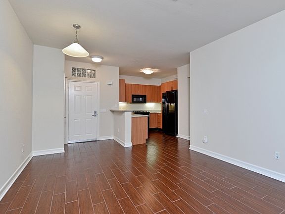 4th image of 1480 Broadway Unit 2326