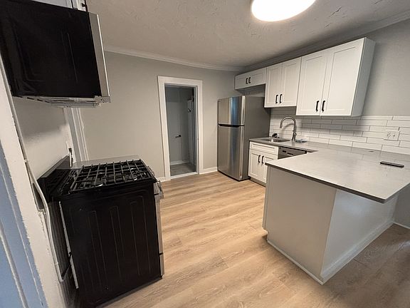 2nd image of 12 Briggs St #2