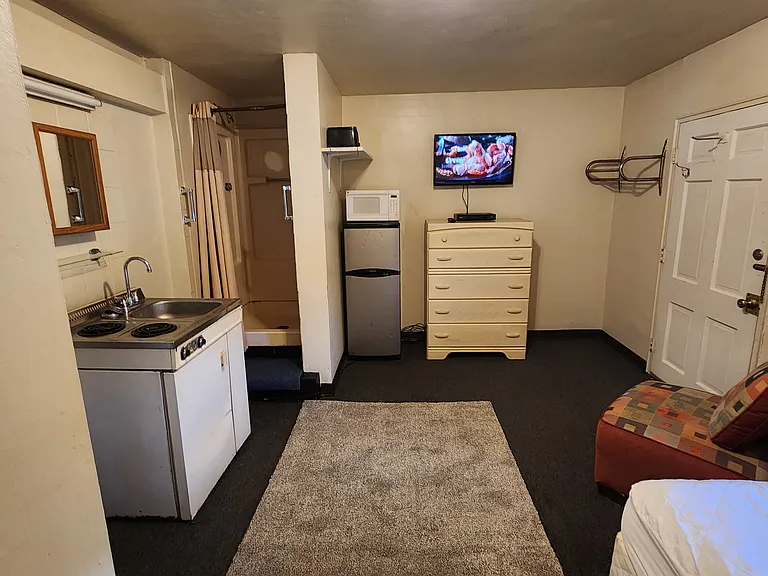 8188 Lee Hwy #6 — Photo 3