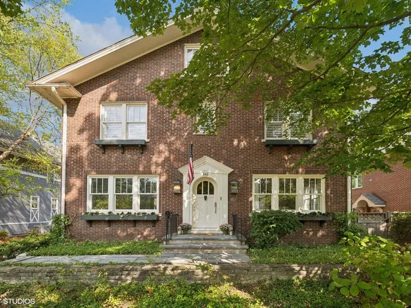 342 E Scranton Ave, Lake Bluff, IL 60044