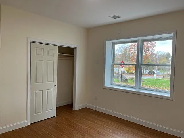 11 Prospect St #1 — Photo 12