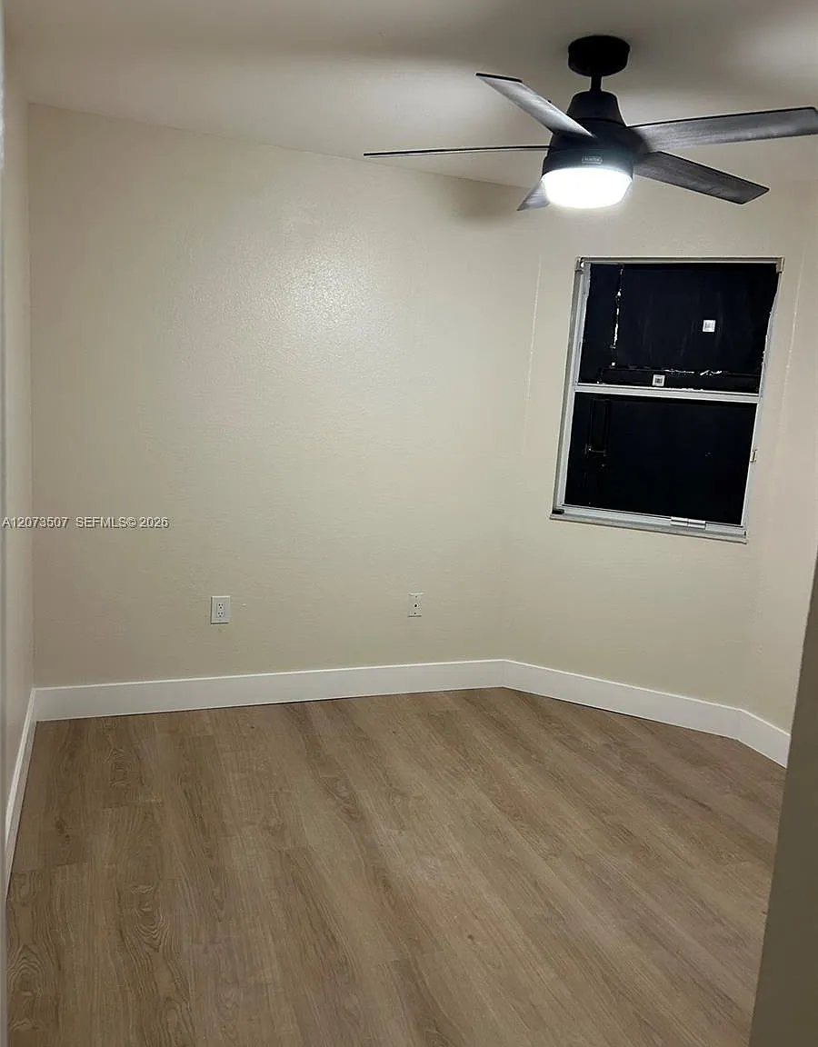 Century Park Condo — Photo 4