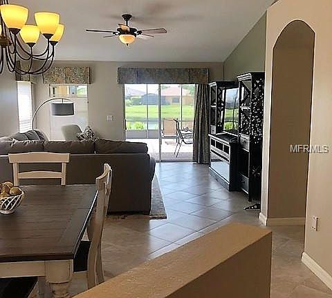 4th image of 776 Vineyard Way