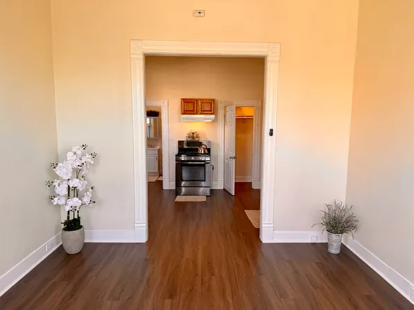 926 E Channel St, Stockton, CA 95202