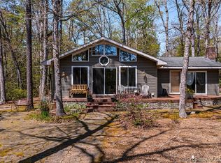 270 Robins Nest Rd, Lancaster, VA 22503