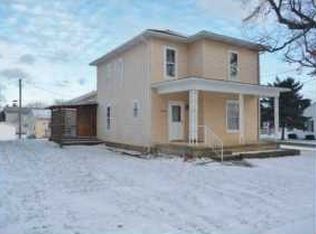 606 Jefferson St, Utica, OH 43080