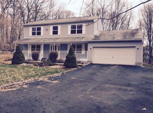421 Travis Dr, East Stroudsburg, PA 18302