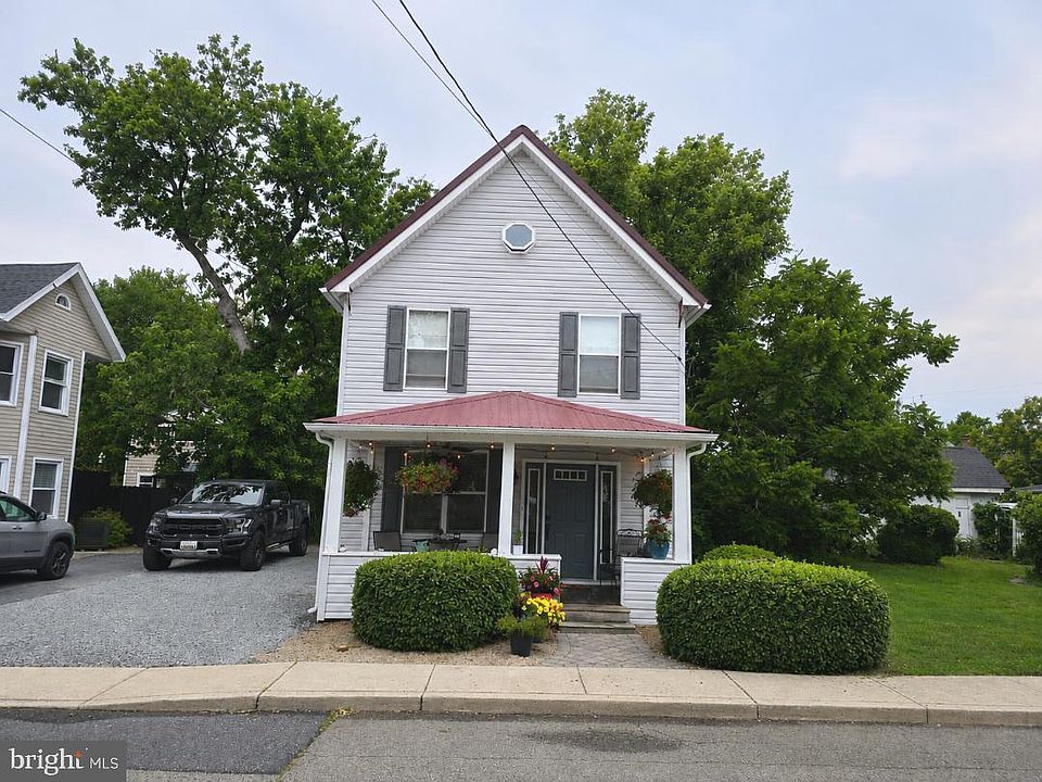 1st image of 4 West St