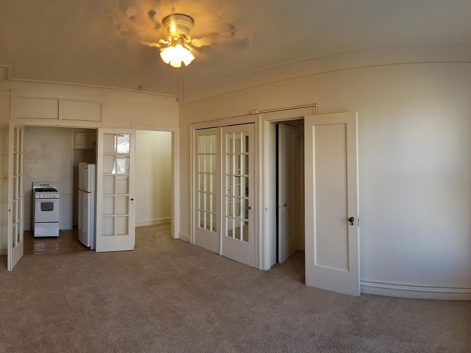1st image of 2701 N Pine Grove Ave #420