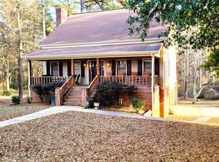 1130 Lee Whatley Dr, Lithonia, GA 30058