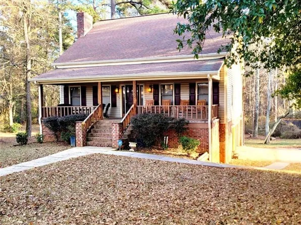 1130 Lee Whatley Dr, Lithonia, GA 30058