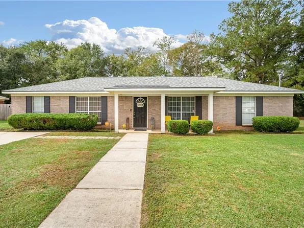 7602 Willard Drive W, Theodore, AL 36582