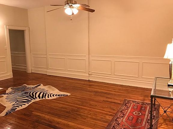 2nd image of 301-A N Davis Ave Floor 2