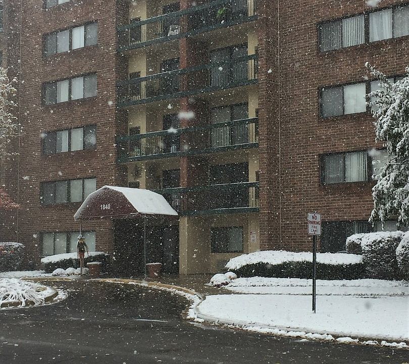 1st image of 1840 Huntington Blvd APT 215