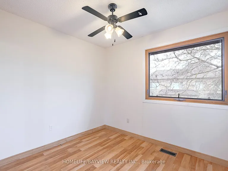 17 Stoneham Rd — Photo 26