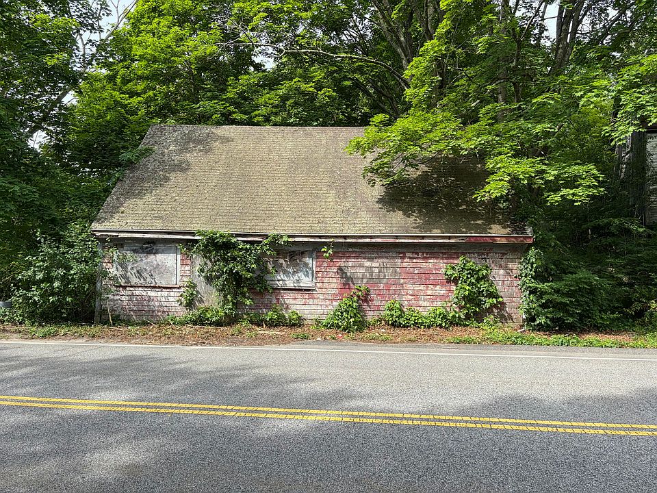 2nd image of 1148 Broadway
