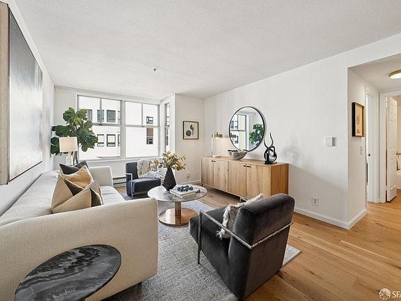 3rd image of 2075 Sutter St APT 319